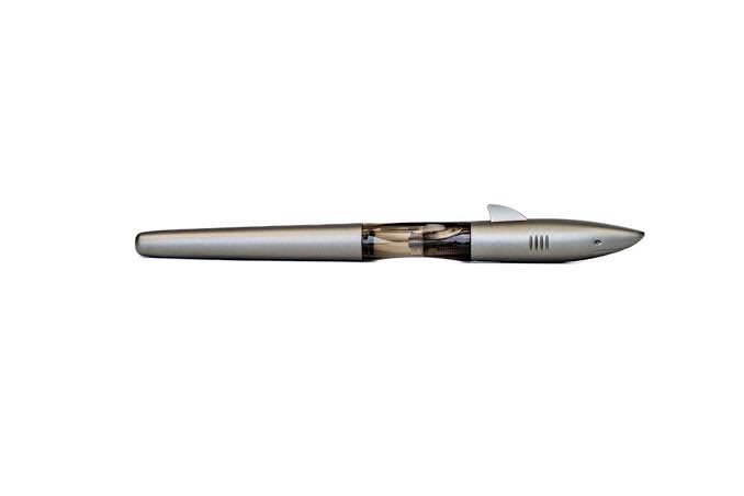 Shark fountain pen [1PC]
